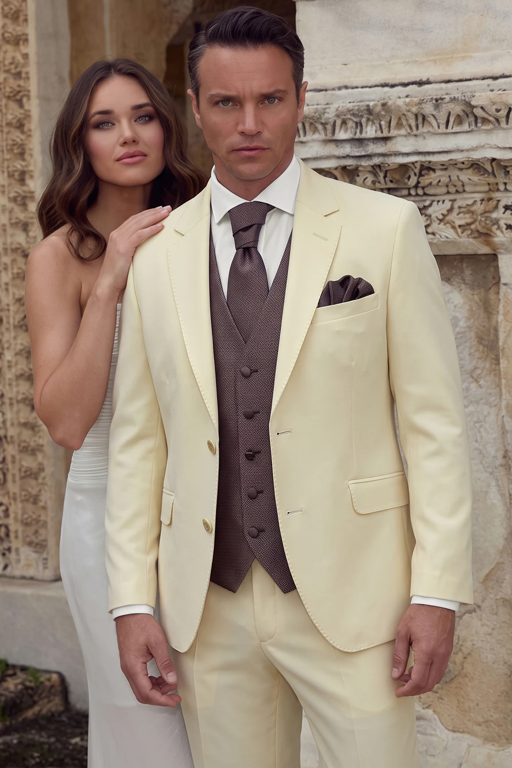 Cerruti slim fit vaníliakrémszín esküvői öltöny 21484